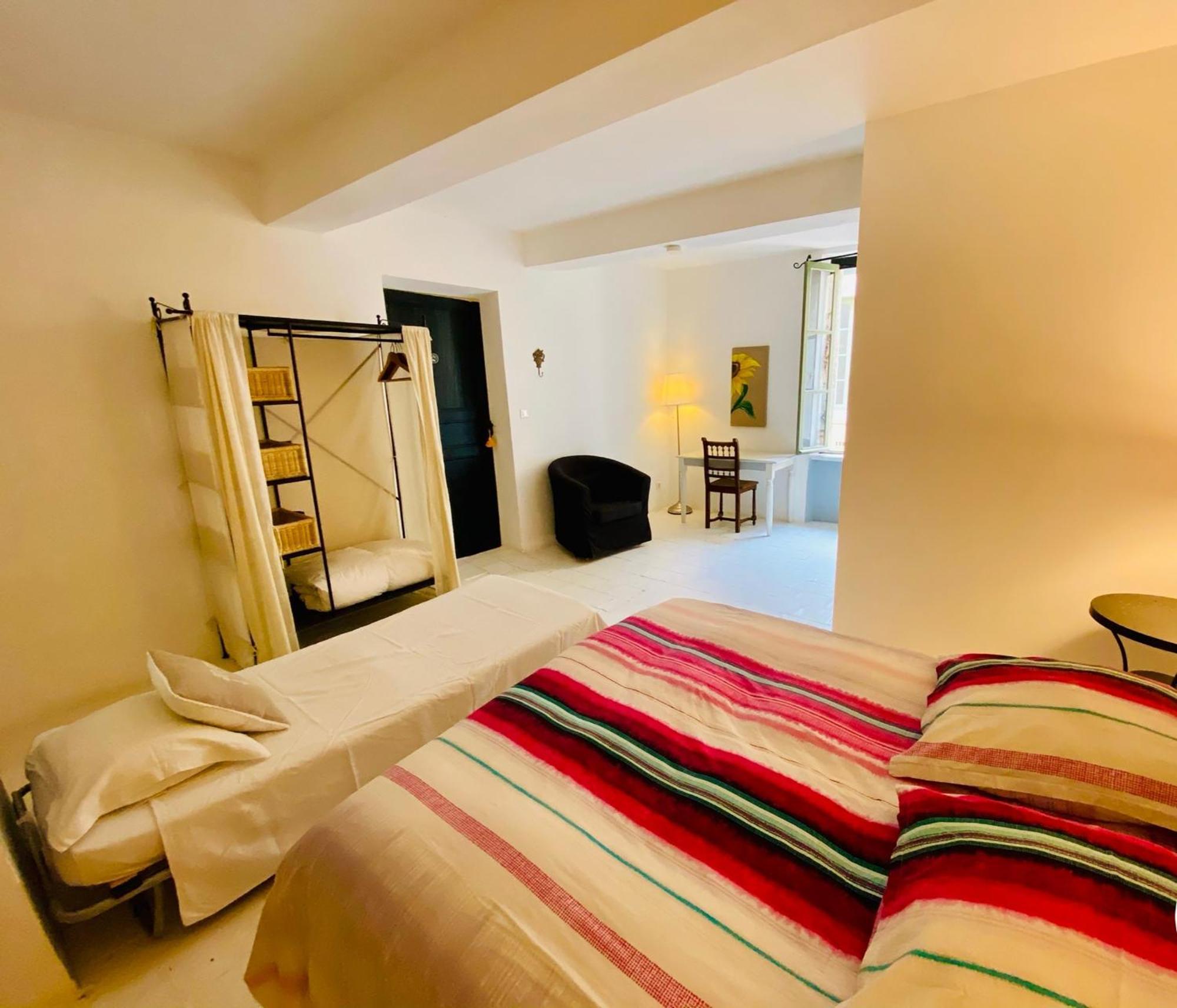 Les Chambres De La Villa Eugenie Lezignan-Corbieres Bagian luar foto