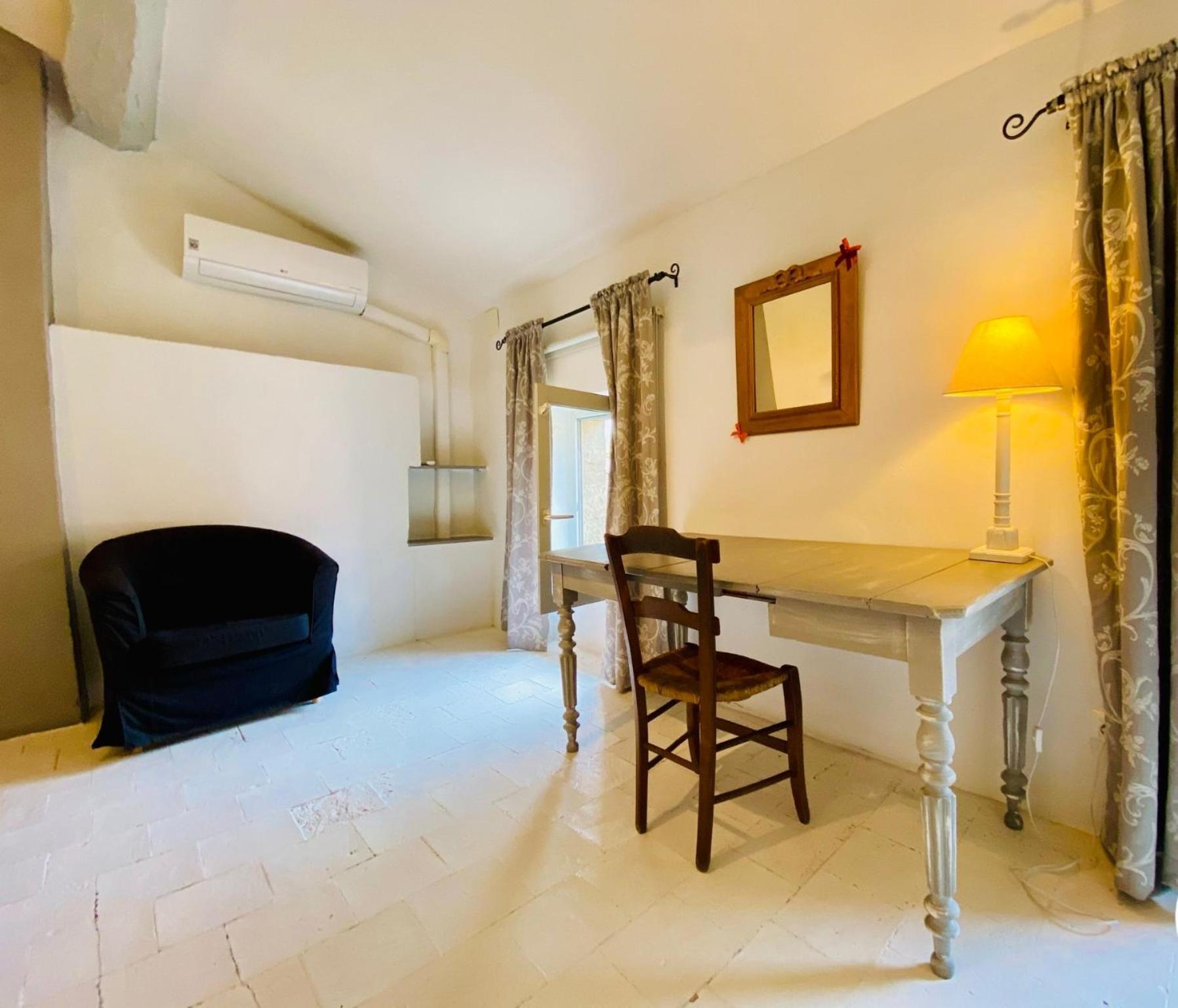 Les Chambres De La Villa Eugenie Lezignan-Corbieres Bagian luar foto