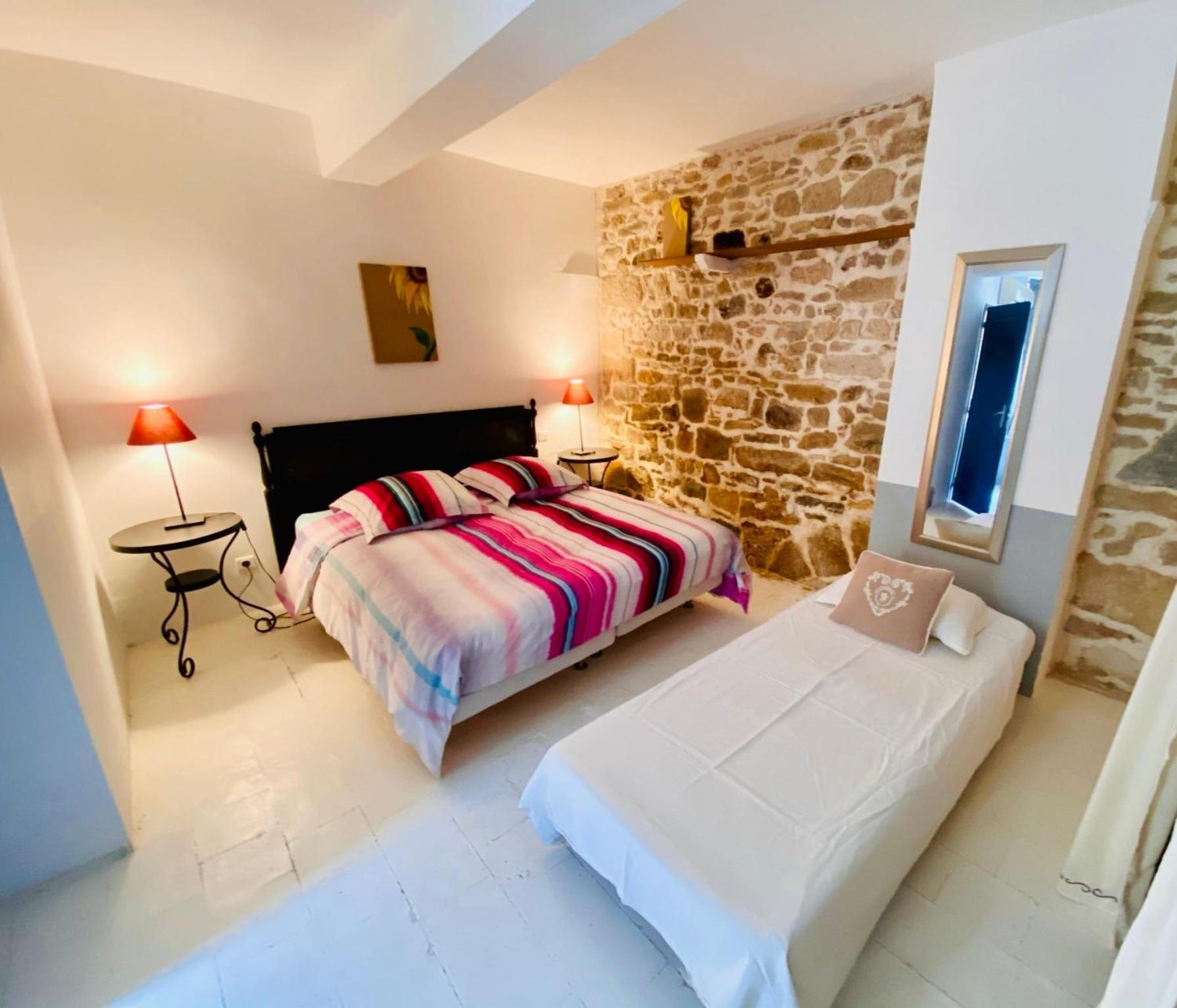 Les Chambres De La Villa Eugenie Lezignan-Corbieres Bagian luar foto