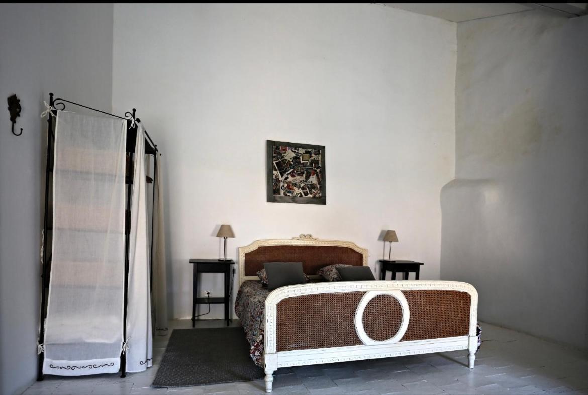Les Chambres De La Villa Eugenie Lezignan-Corbieres Ruang foto